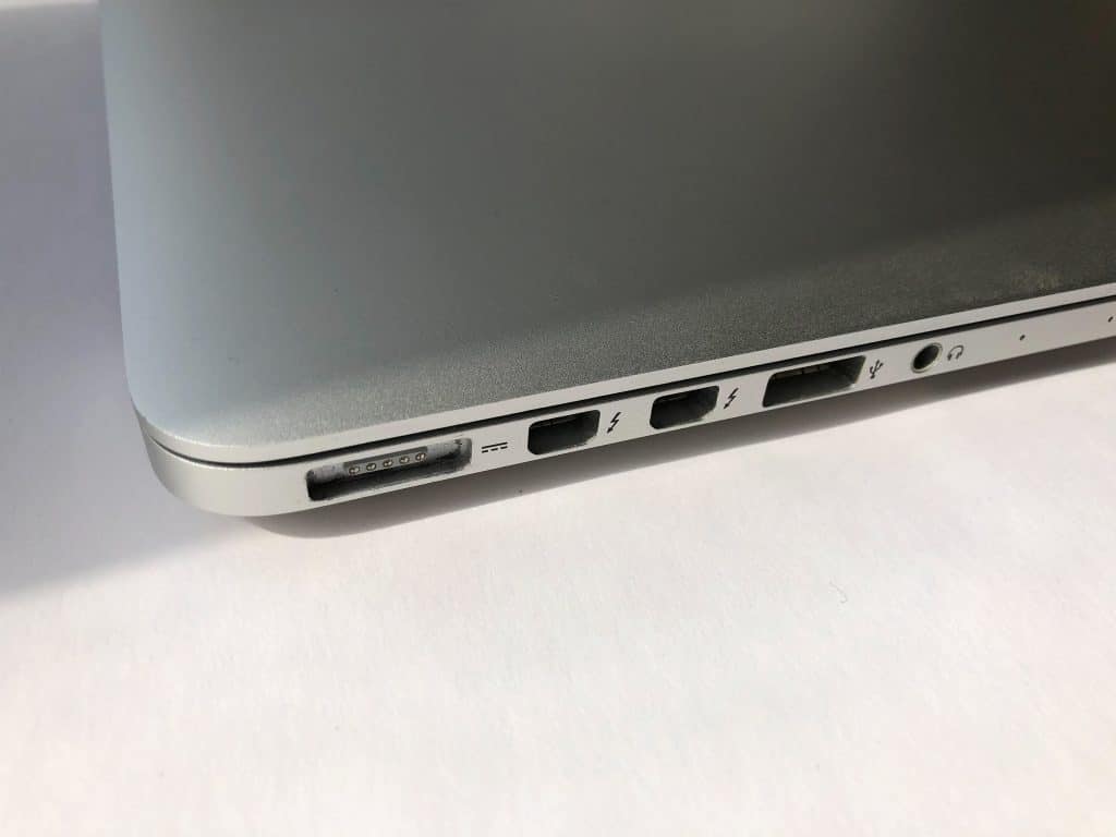 Thunderbolt und DLH Stick